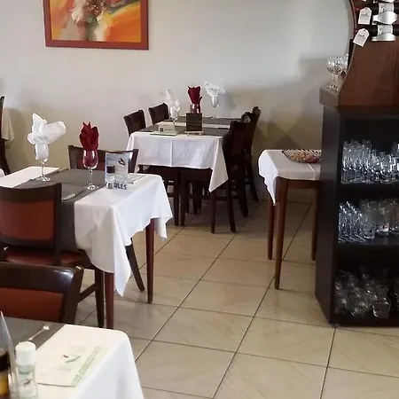 福兹酒店 酒店 3*