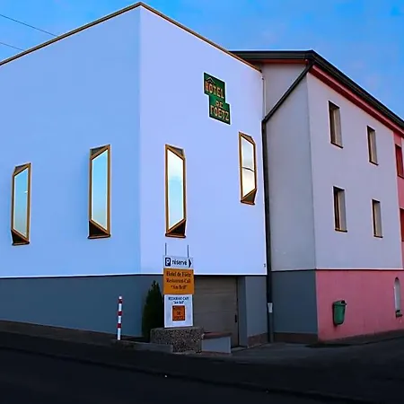 Hotel De 3*