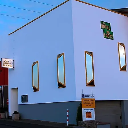 De 3* Foetz